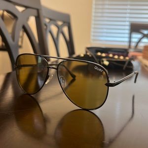 Quay x Desi Sahara aviators